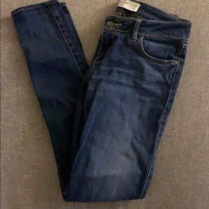 2R A&F skinny jeans